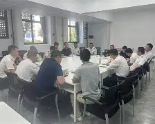 钱伯斯队团结一心，摧枯拉朽的简单介绍